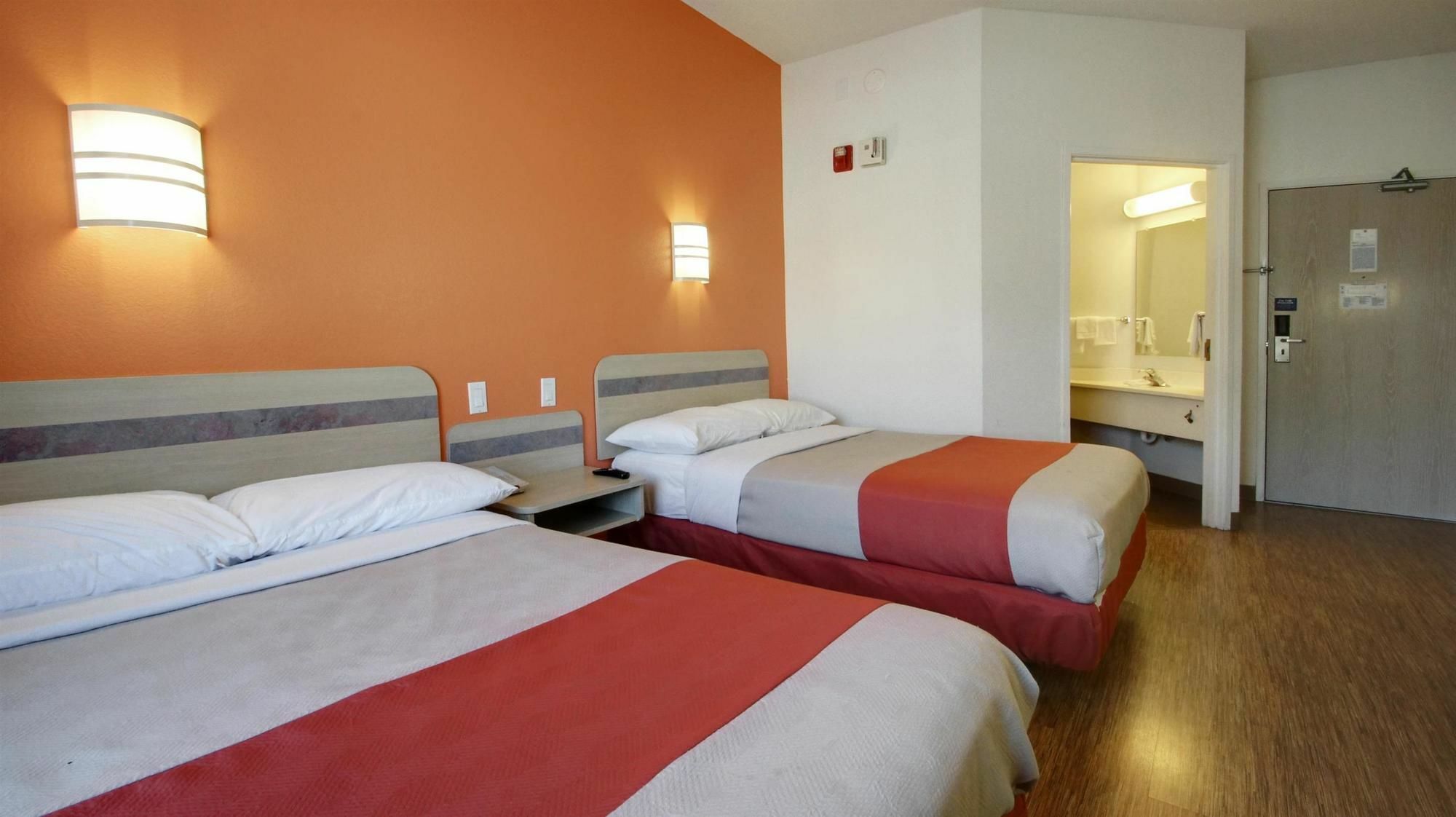 Motel 6 Lehi, Ut - Thanksgiving Point Экстерьер фото