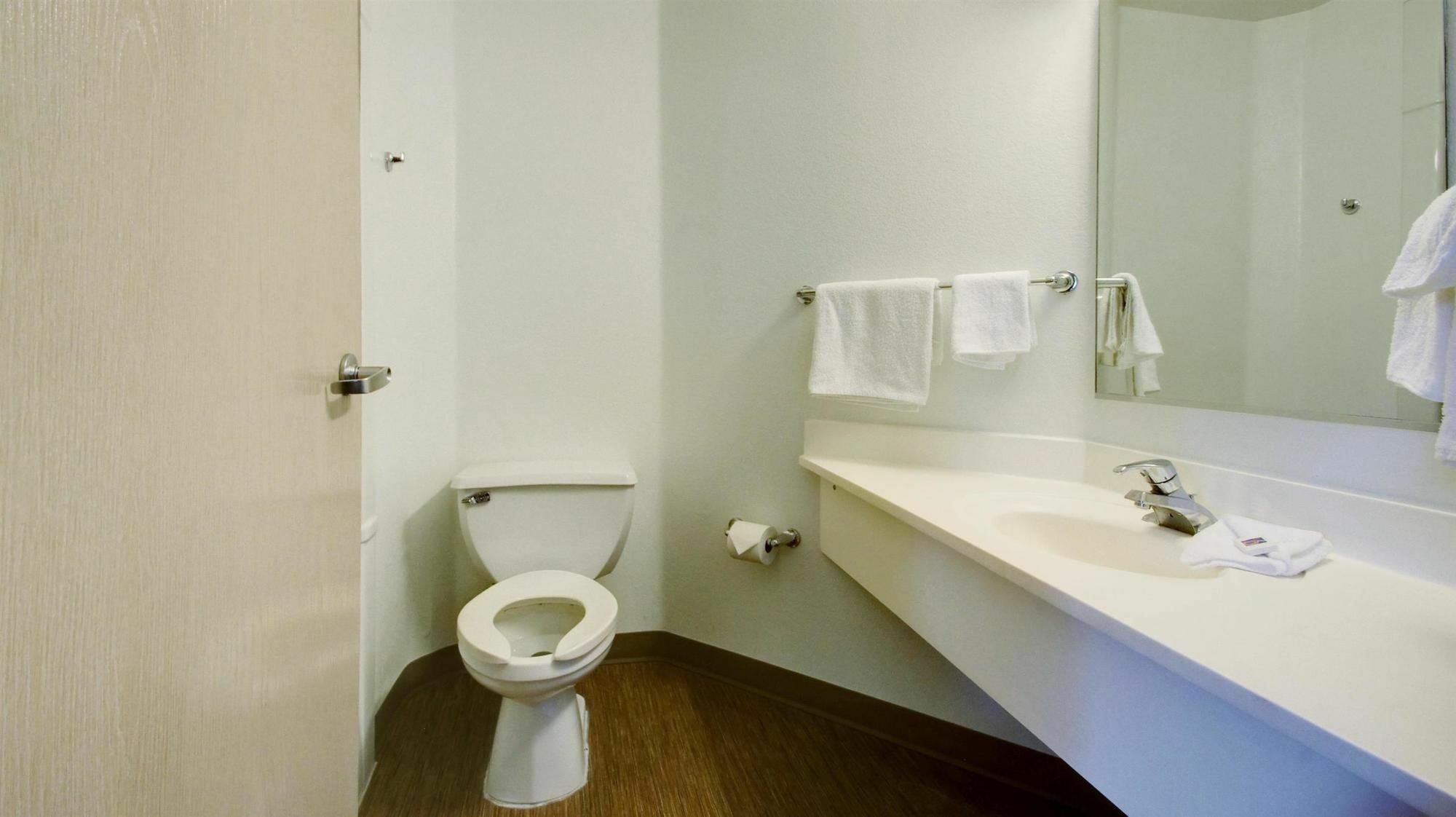 Motel 6 Lehi, Ut - Thanksgiving Point Экстерьер фото