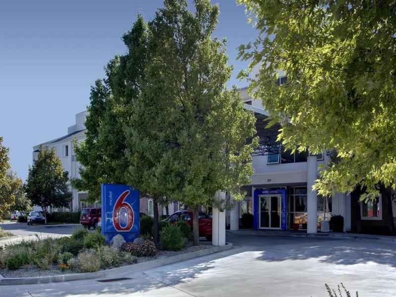 Motel 6 Lehi, Ut - Thanksgiving Point Экстерьер фото