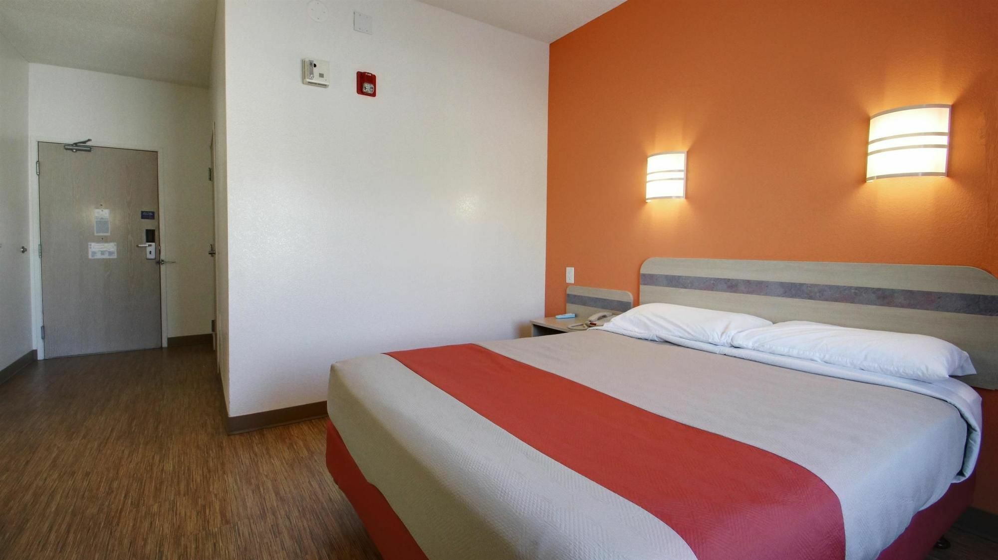 Motel 6 Lehi, Ut - Thanksgiving Point Экстерьер фото